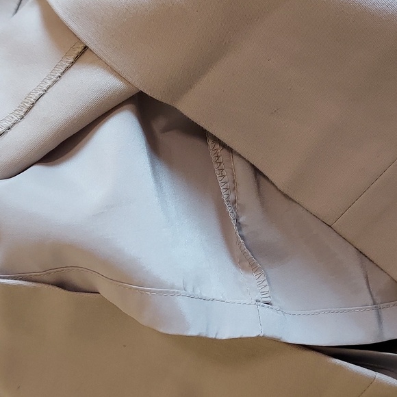 Banana Republic Beige Pencil Knee Length Skirt with Accented Waistband Size 6 - Picture 7 of 10